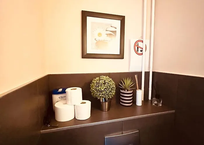 Aparthotel Staytopus -moin- Near Ndr Uke Zoo Terrace Privat Entrance Zentral Lokstedt