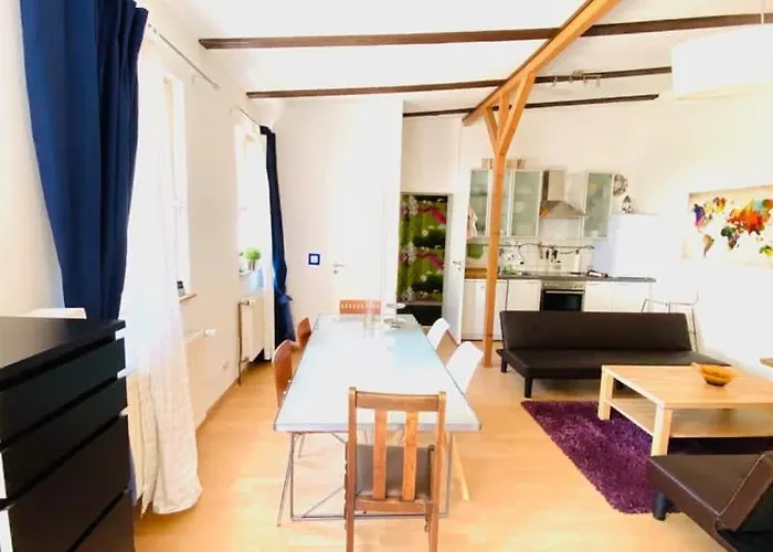 Aparthotel Staytopus -moin- Near Ndr Uke Zoo Terrace Privat Entrance Zentral Lokstedt 3*