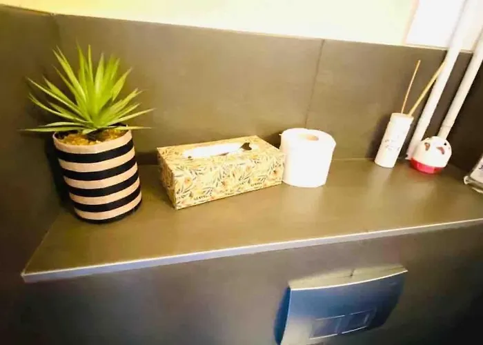 Aparthotel Staytopus -moin- Near Ndr Uke Zoo Terrace Privat Entrance Zentral Lokstedt 3*