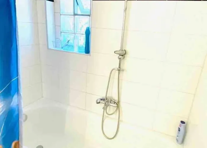Staytopus -moin- Near Ndr Uke Zoo Terrace Privat Entrance Zentral Lokstedt Aparthotel